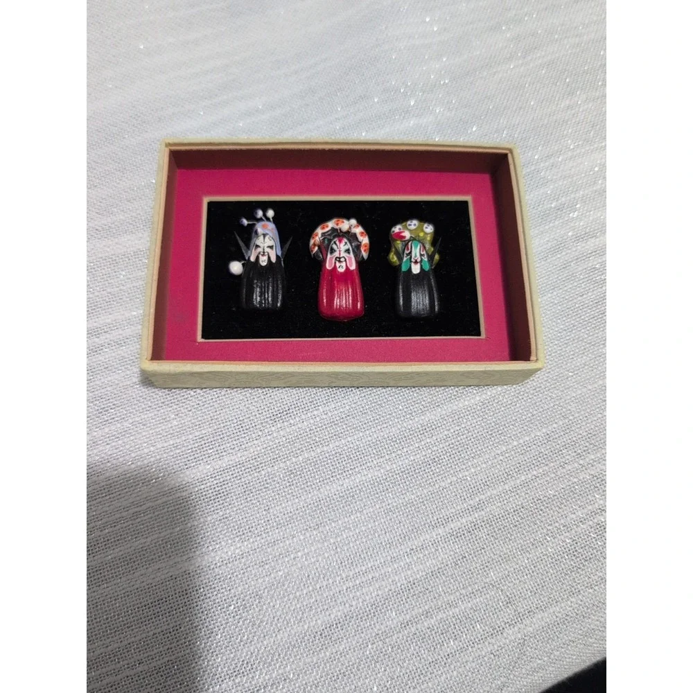 Vintage Asian Opera Mask Mini Figurines – Hand Painted Ceramic, 1.5